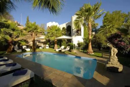 Heinitzburg Boutique - 19