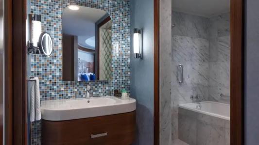 Renaissance Izmir - 65