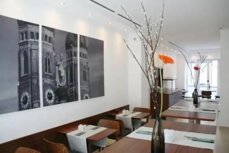 Augusten München - 13