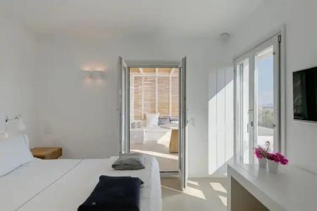 Seven Santa Maria Paros Boutique - 16