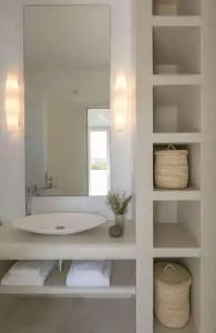 Seven Santa Maria Paros Boutique - 44