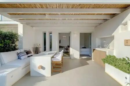 Seven Santa Maria Paros Boutique - 2