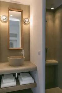 Seven Santa Maria Paros Boutique - 30