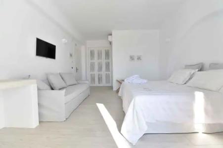 White Dunes Luxury Boutique - 1