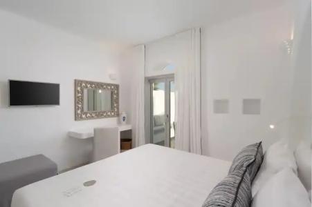 White Dunes Luxury Boutique - 23