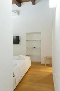 Graffiti Affittacamere - 94