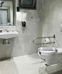 Akti Toroni Boutique - 80