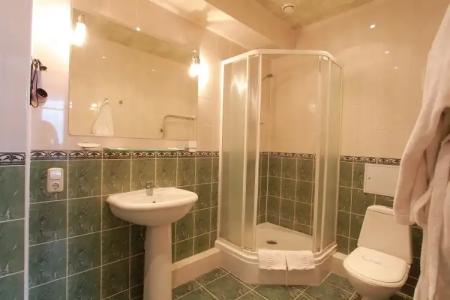 У Фонтана - 103