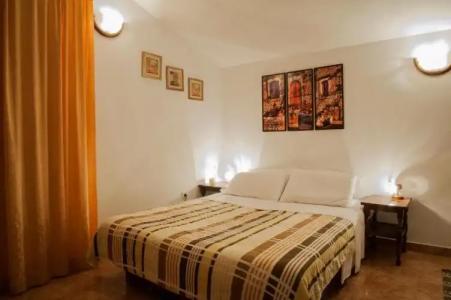 Huter Apartments - 15