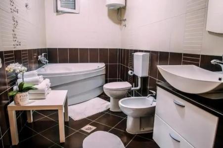 Huter Apartments - 23