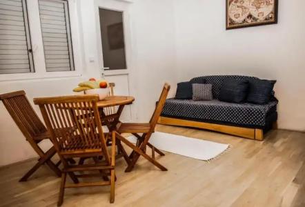 Huter Apartments - 20