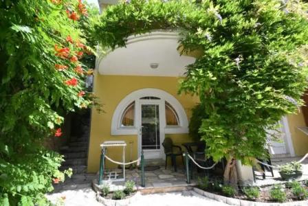 Huter Apartments - 41