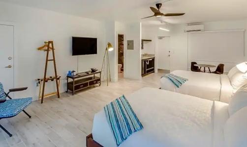 Plunge Beach Resort - 103