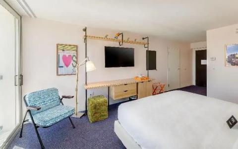 Plunge Beach Resort - 79