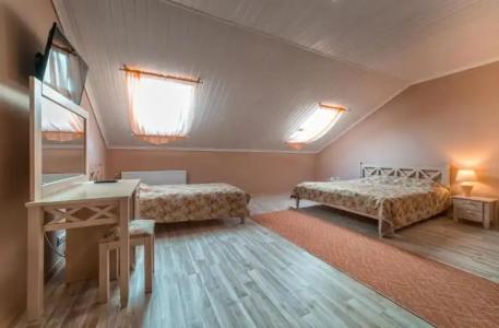 and Restaurant Velure - 13