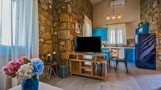 Mediterraneo Luxury Suites Halkidiki - 1