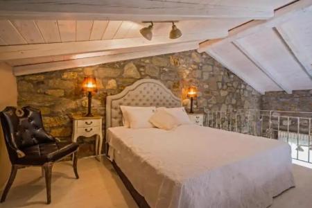 Mediterraneo Luxury Suites Halkidiki - 3