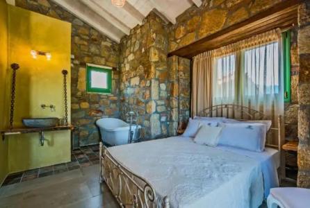 Mediterraneo Luxury Suites Halkidiki - 26