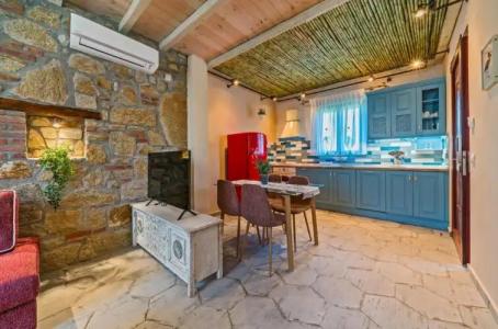 Mediterraneo Luxury Suites Halkidiki - 61