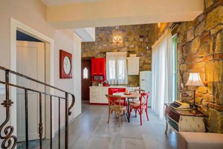 Mediterraneo Luxury Suites Halkidiki - 31