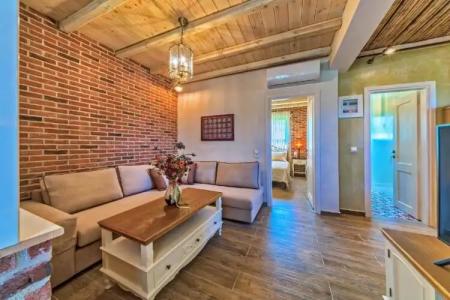 Mediterraneo Luxury Suites Halkidiki - 2