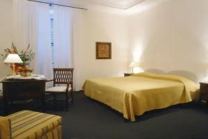 La Maison Royale, Fiumicino