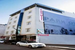 Dimet Park Hotel, Van