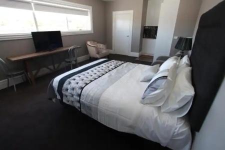 Ballarat Premier Apartments - 60