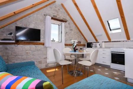 Tragos Lemon Tree - 20