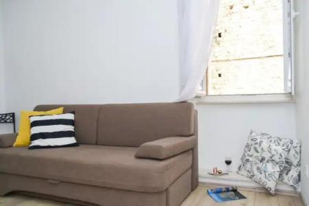 Tragos Lemon Tree - 11