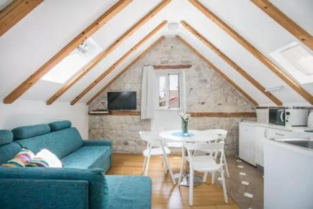 Tragos Lemon Tree - 53