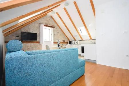 Tragos Lemon Tree - 41