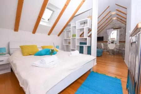 Tragos Lemon Tree - 52