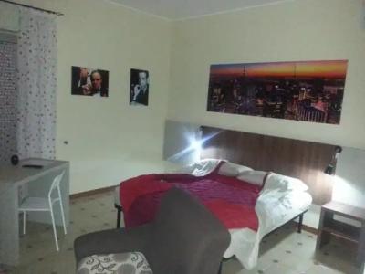 Hollywood Bed & Breakfast - 13