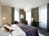 Deluxe Triple room with city view