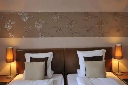The Bed + Breakfast - 26