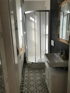 The Bed + Breakfast - 80