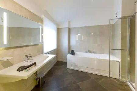 Aqua Montis Resort & Spa - 8