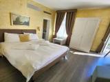 Superior Double room with balcony and with partial view