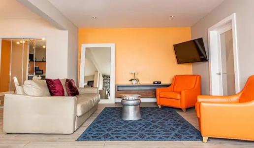 Oceanside and Suites - 69