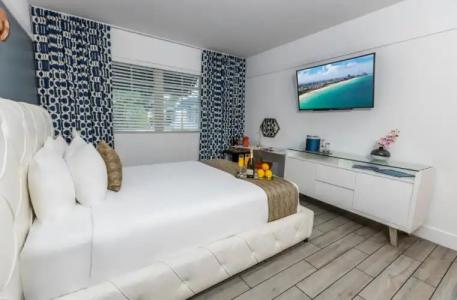 Oceanside and Suites - 41