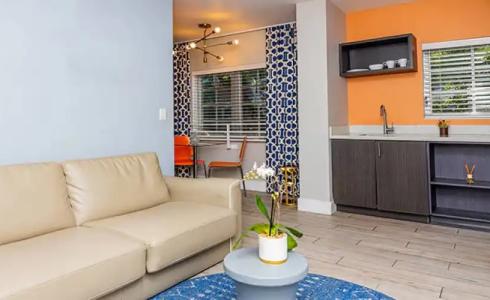 Oceanside and Suites - 74