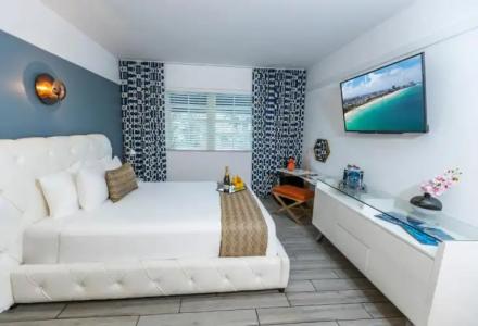 Oceanside and Suites - 33