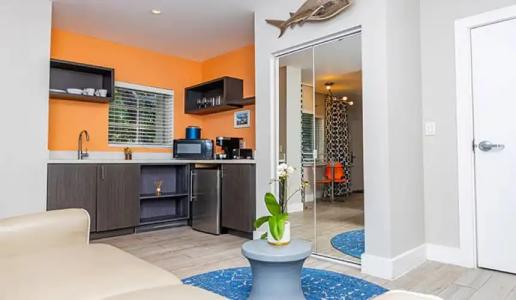 Oceanside and Suites - 75