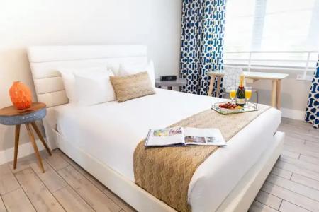 Oceanside and Suites - 56