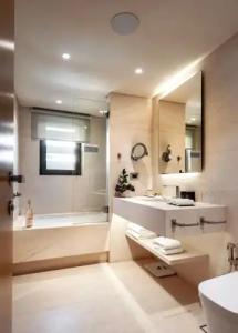 Somewhere Boutique Vouliagmeni - 58