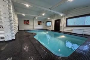 Dom s basseynom ECOLIFESTYLE Cottage, Tula