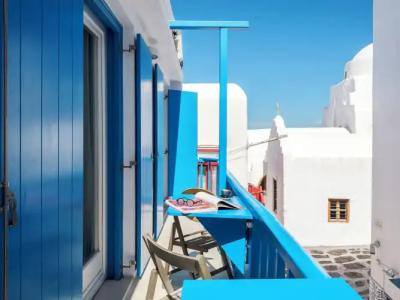 Bluetopia Suites - 5