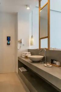 Bluetopia Suites - 29