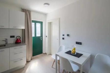 Apartments Korta - 201